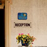 Du Soleil Hotel