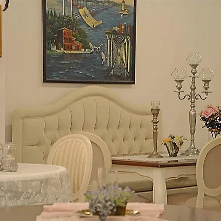 ホテル デュ ソレイユ Saint-Raphaël